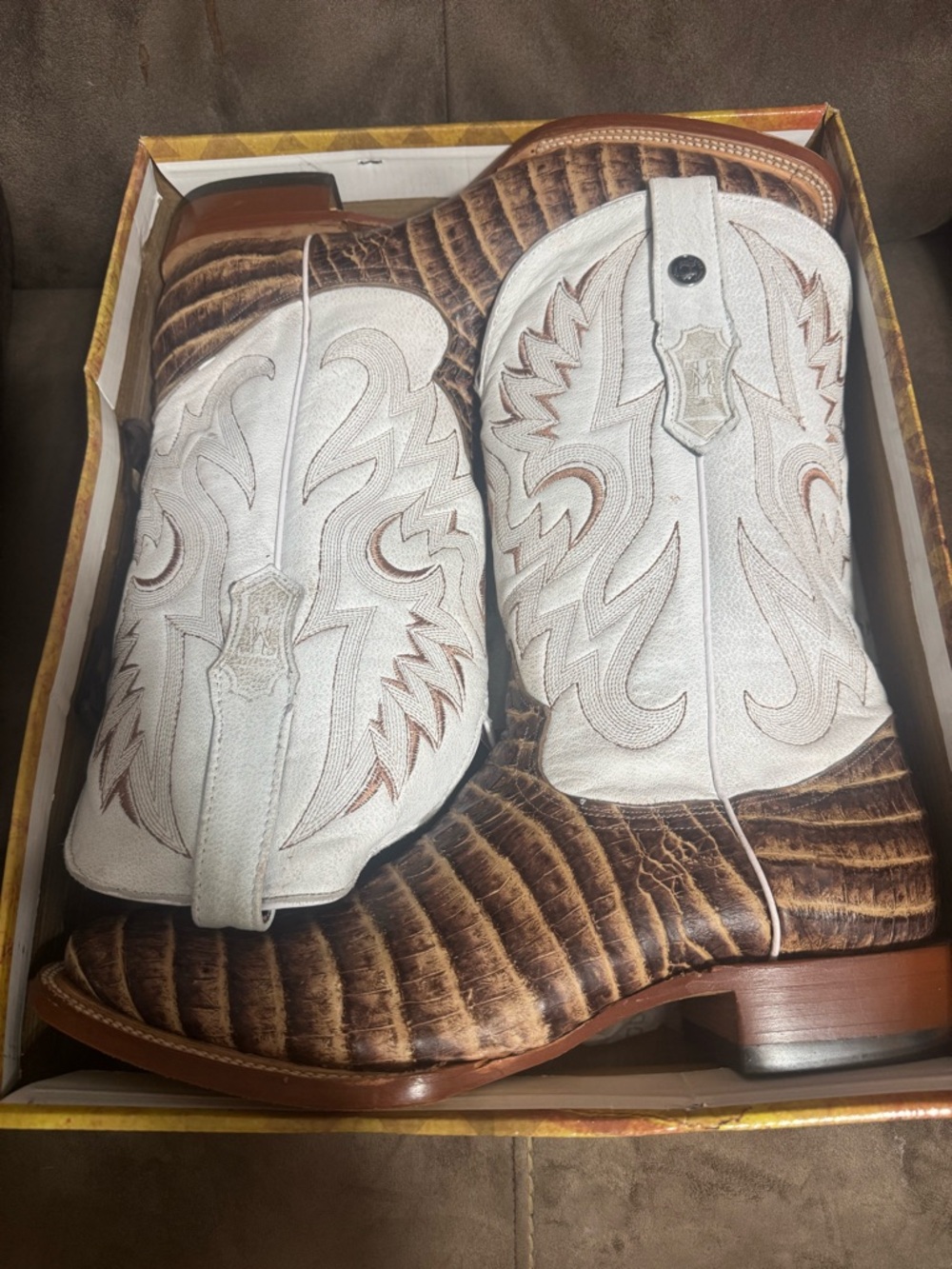 Men's Brown & White Western Cowboy Boots
